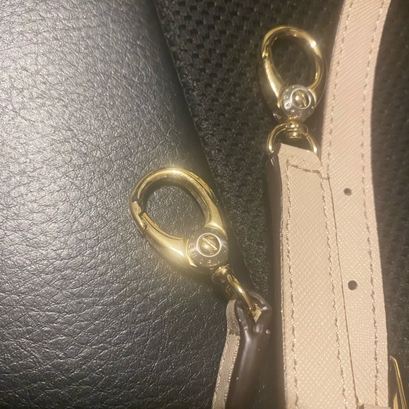 Henri Bendel Cream and Pink Floral Satchel - Picture 8 of 8